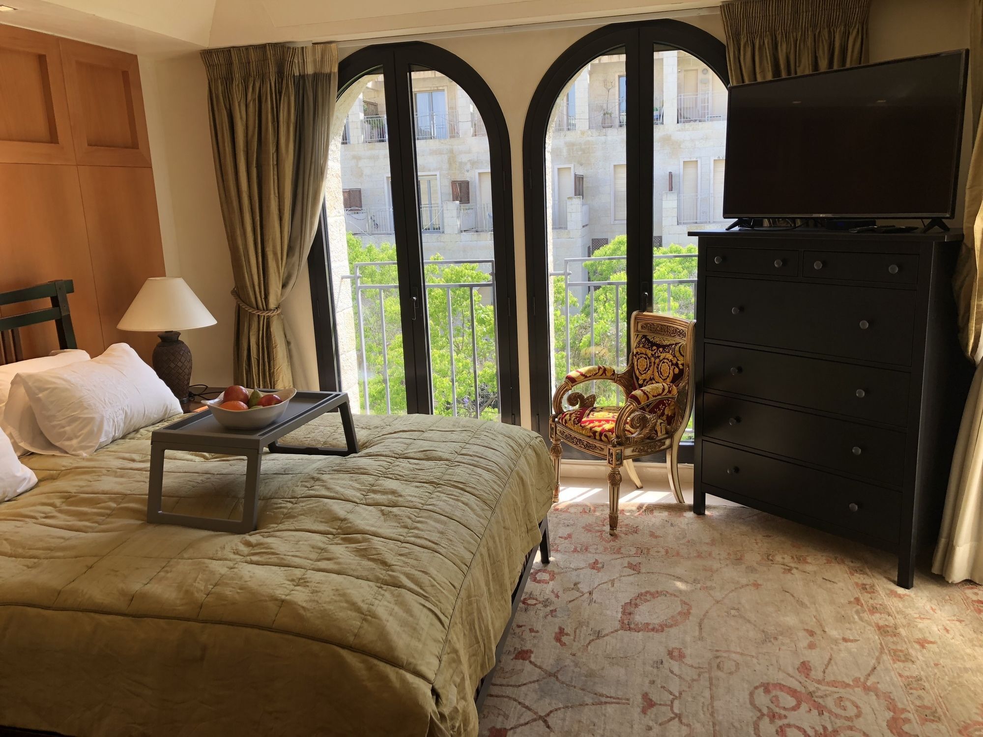 Lägenhet på 120 m² i Mamilla / King David, med 2 sovrum och 2 badrum  Jerusalem Exteriör bild