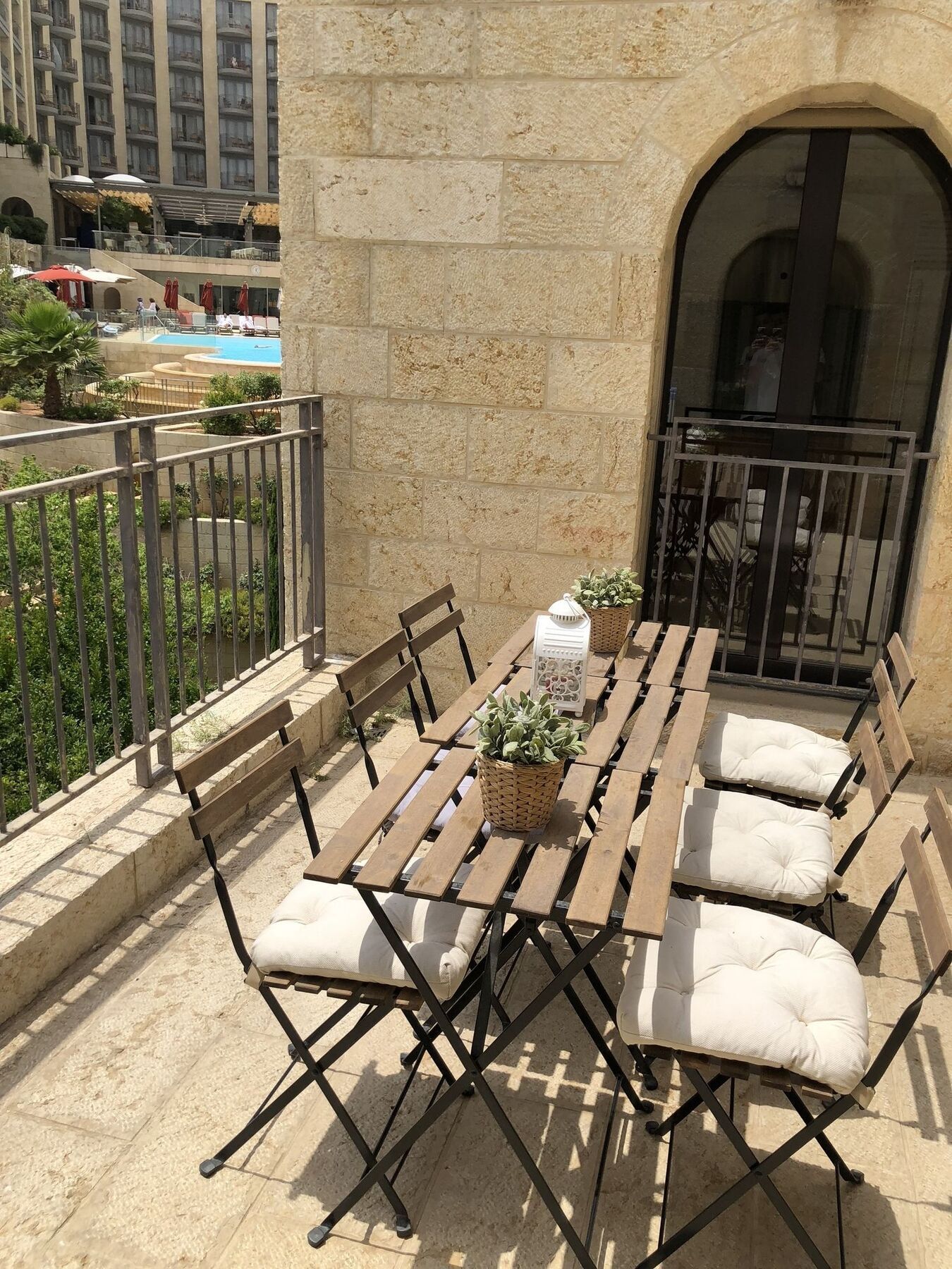 Lägenhet på 120 m² i Mamilla / King David, med 2 sovrum och 2 badrum  Jerusalem Exteriör bild